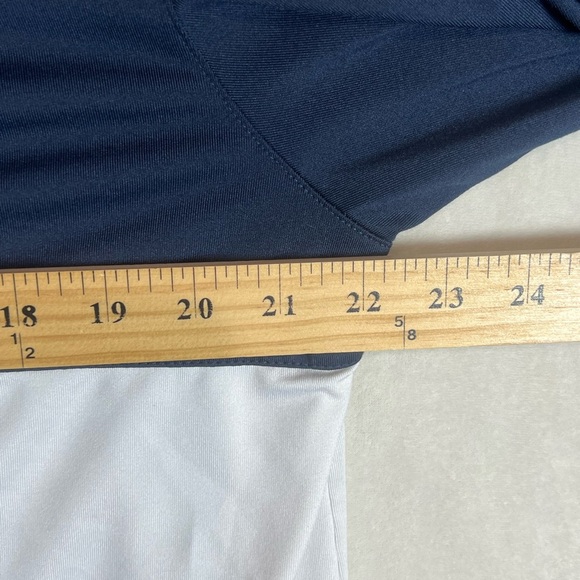 Puma Whistling Straights Size Large Two-Tone Navy and White Windbreaker - Picture 6 of 7